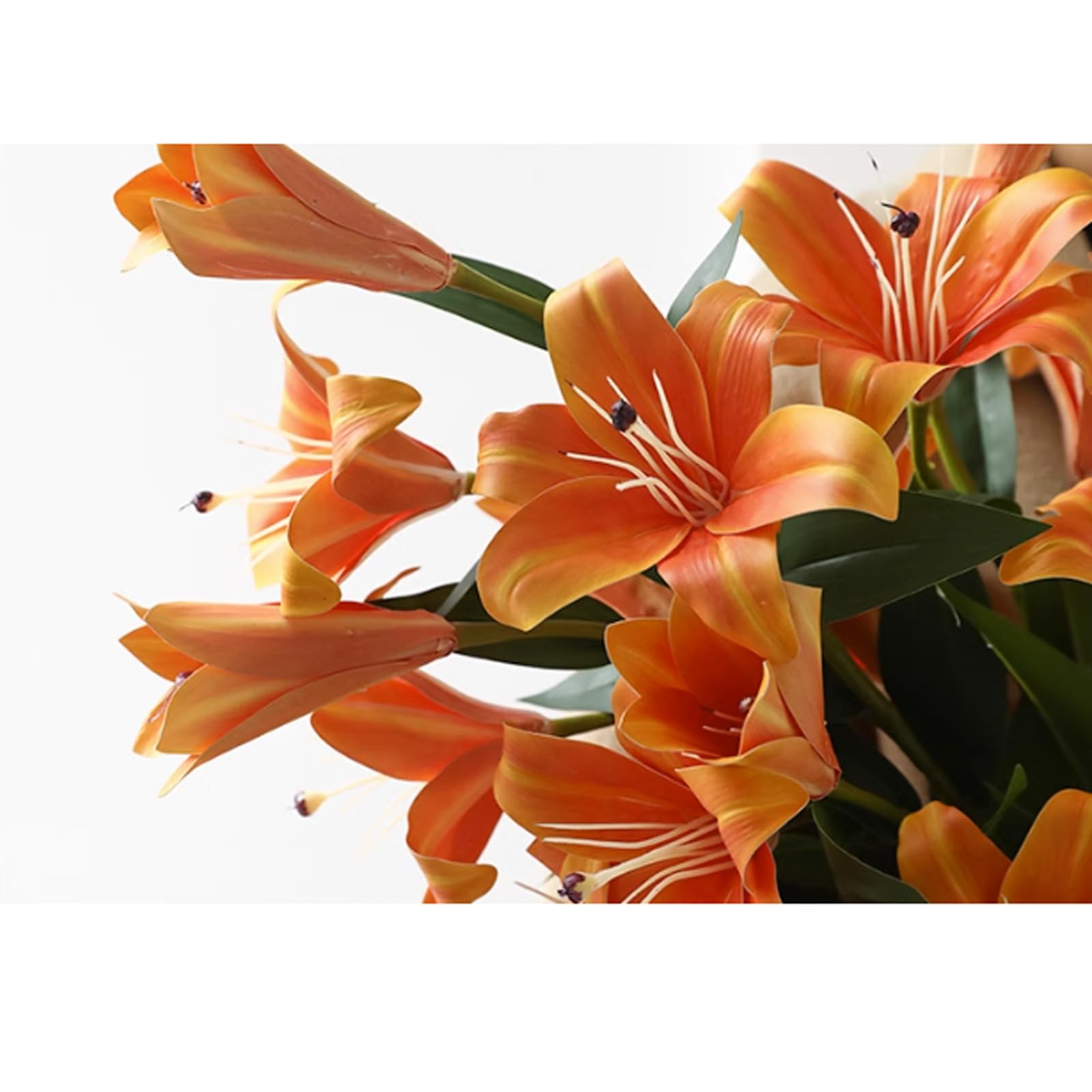 Amazon｜フェイク明るいユリ オレンジの花 人工ユリ 長い茎のシルク